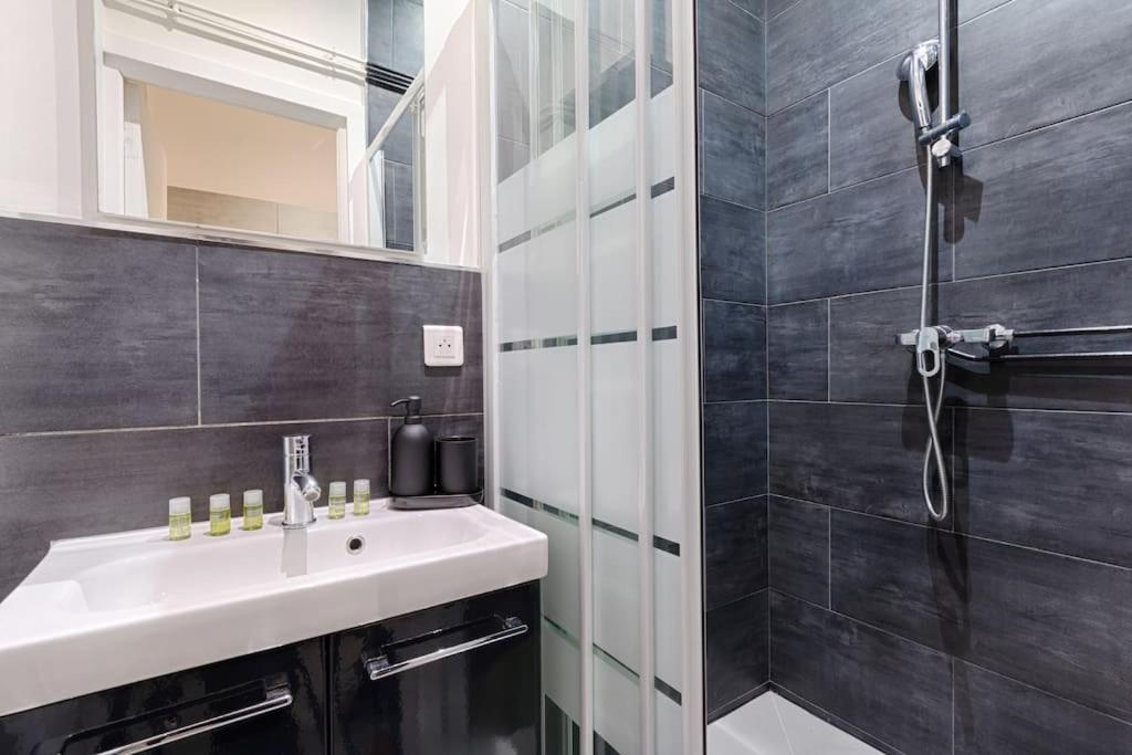 Batignolles Lemercier Cosy Apartment 4P-1Br Párizs Kültér fotó